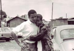 barack-obama-michelle-obama-love-story-romance-photos-02-1472200818